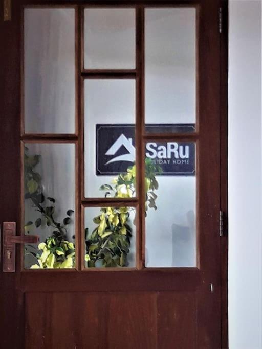 Saru Holiday Apartment - Upto 6 Guests Kandy Luaran gambar