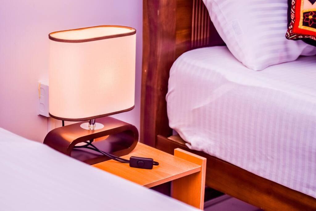 Saru Holiday Apartment - Upto 6 Guests Kandy Luaran gambar