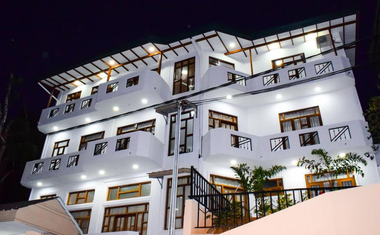 Saru Holiday Apartment - Upto 6 Guests Kandy Luaran gambar